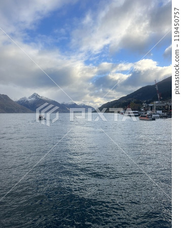 Queenstown, South Island, New Zealand Queenstown, South Island, New Zealand 119450757