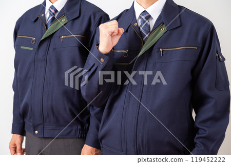 Middle-aged male businessman in work clothes 119452222