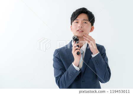 Shaving businessmen Shaving businessmen 119453011