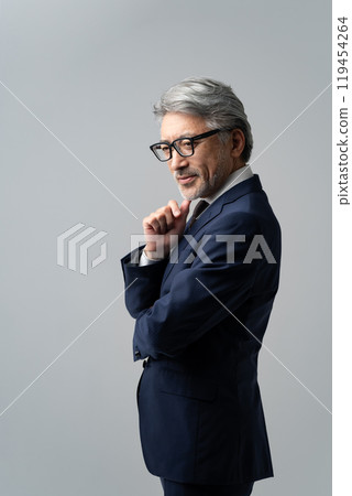 商人白髮思維輪廓 119454264