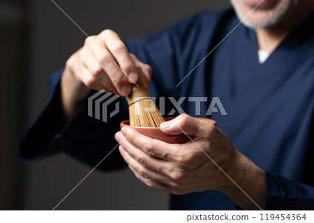 Craftsman, Samue, Gray-haired man, Tea ceremony Craftsman, Samue, Gray-haired man, Tea ceremony 119454364