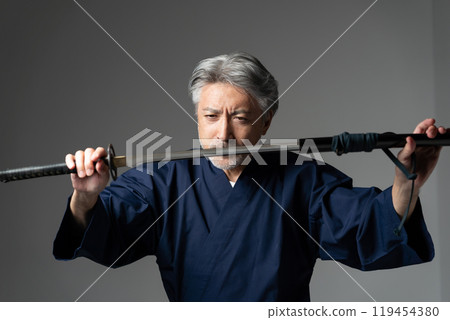 工匠、Samue、灰髮男子、劍 119454380