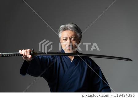 工匠、Samue、灰髮男子、劍 119454386