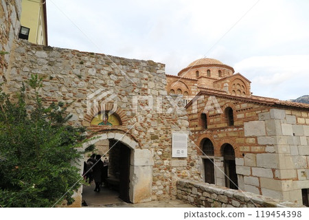 Monastery of Hosios Loukas, a World Heritage Site in Greece 119454398
