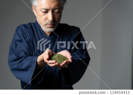 工匠，Samue，白髮男子，茶 119454415