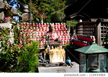 地藏菩薩在和歌山高野山地尊院接受祈禱 119454964