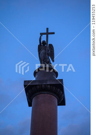 figure of angel on top of the Alexander Column in St. Petersburg, against the dark sky figure of angel on top of the Alexander Column in St. Petersburg, against the dark sky 119455253