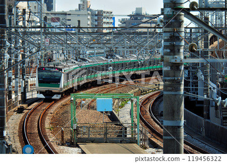 東京、赤羽八幡神社、埼京線 119456322
