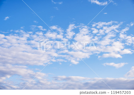 秋天的天空 藍天 陽光明媚的十月天空影像 [東京] 119457203