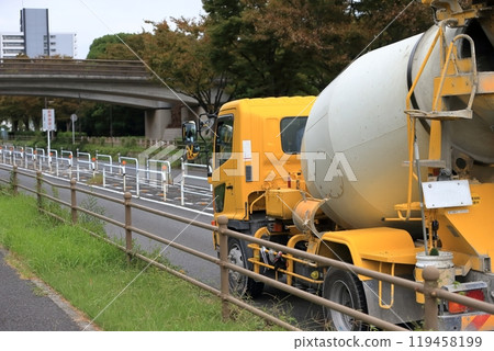Image of agitator truck (concrete mixer truck) 119458199