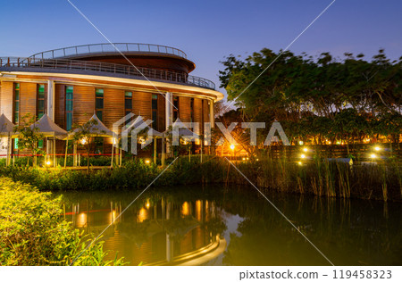 Twilight view of the Xinsheng Park Area of Taipei Expo Park 119458323
