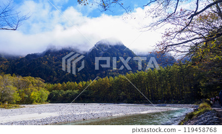 上高地與秋葉 119458768