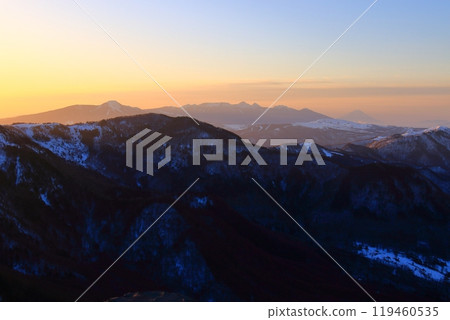 Mount Fuji and the Yatsugatake mountain range seen early in the morning from Ogahana Observatory Mount Fuji and the Yatsugatake mountain range seen early in the morning from Ogahana Observatory 119460535