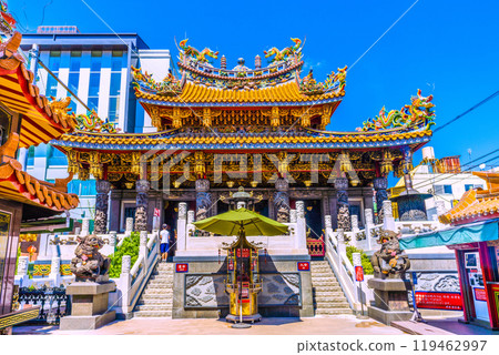 Yokohama cityscape in Japan, overlooking Yokohama Chinatown and the Guandi Temple, etc. (7th) 119462997