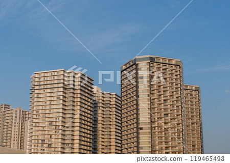 秋季夕陽塔公寓 秋季夕陽塔公寓 119465498