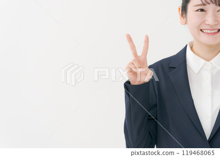 做一件西裝的女人 119468065