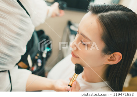 Makeup Salon Makeup Salon 119471688