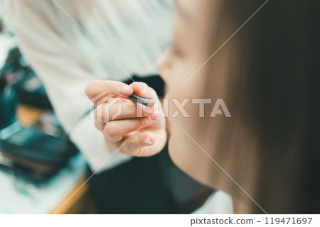 Professional makeup techniques Professional makeup techniques 119471697