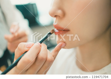 專業化妝技術 119471704