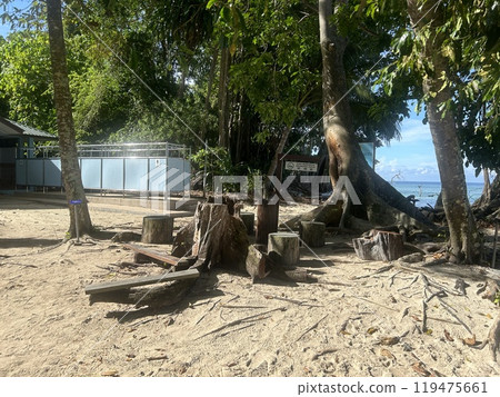 Mabul Island, the base for diving in Sipadan Island, Sabah state in Malaysia. 119475661