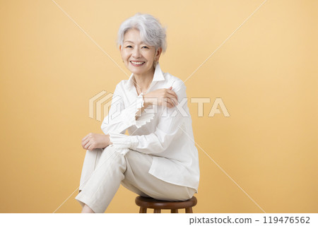 Senior woman portrait of a gray-haired woman 119476562