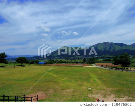 The five peaks of Mt. Aso as seen from Minamiaso Village, Kumamoto Prefecture 119476802