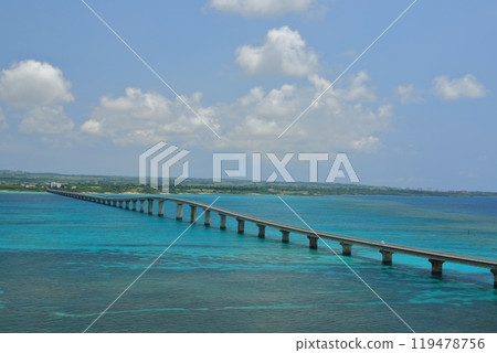 Spectacular view of the bridge over the turquoise waters of Miyako Island from the Kurima Ohashi Observatory Spectacular view of the bridge over the turquoise waters of Miyako Island from the Kurima Ohashi Observatory 119478756
