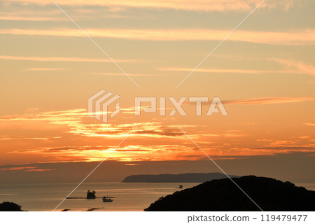 Evening scenery of Kujuku Island 119479477
