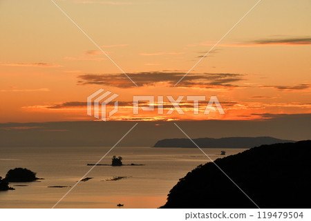 Evening scenery of Kujuku Island Evening scenery of Kujuku Island 119479504