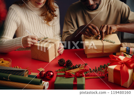 Crafting Holiday Gift Boxes with Care and Creativity 119480160