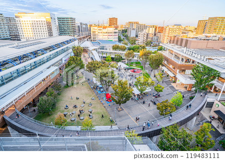 The bustling square in front of Nagareyama Otakanomori Station on the weekend The bustling square in front of Nagareyama Otakanomori Station on the weekend 119483111