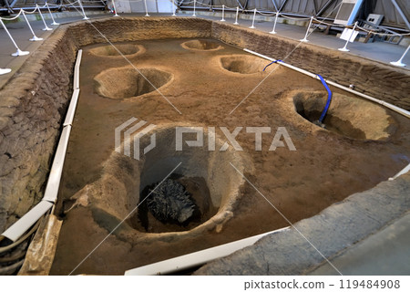 Sannai-Maruyama Site: Pillar holes at the remains of a large post-hole building Sannai-Maruyama Site: Pillar holes at the remains of a large post-hole building 119484908