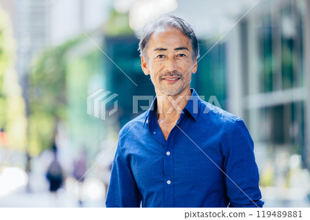 senior man walking in the city senior man walking in the city 119489881