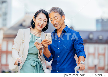 資深加上智能手機 119489902