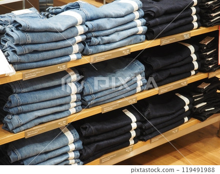 購物中心的服飾店 119491988