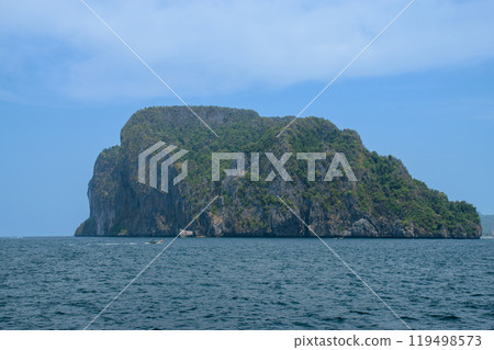 Island from Thale Waek, Koh Phi Phi Islands. Island from Thale Waek, Koh Phi Phi Islands. 119498573