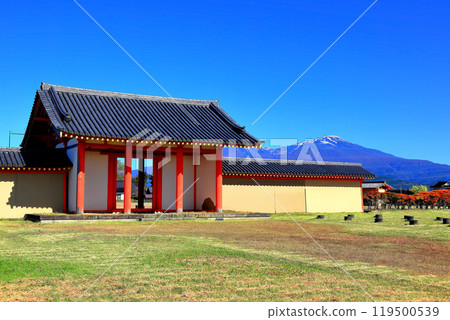 Remains of Jorawa Fortress (presumed location of Dewa Kokufu) Autumn foliage at the foot of Mt. Chokai 119500539