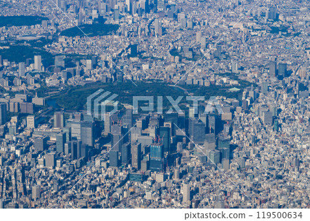 從丸之內上方看到的東京城市景觀 119500634