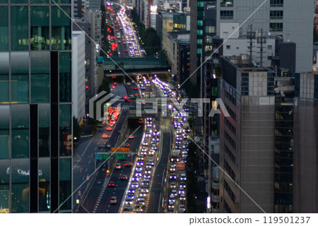 首都高速3號澀谷線的黃昏 119501237