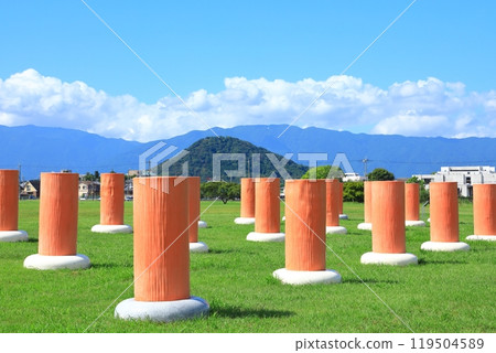 特別史蹟 藤原宮遺址 - 從大極殿遺址眺望烏根山 119504589
