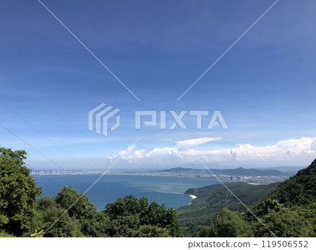 Sea from the mountain 119506552