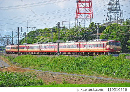 Takasaki Line Honjo-Okabe JR East 185 series OM08 train (Omiya) Kusatsu Takasaki Line Honjo-Okabe JR East 185 series OM08 train (Omiya) Kusatsu 119510236
