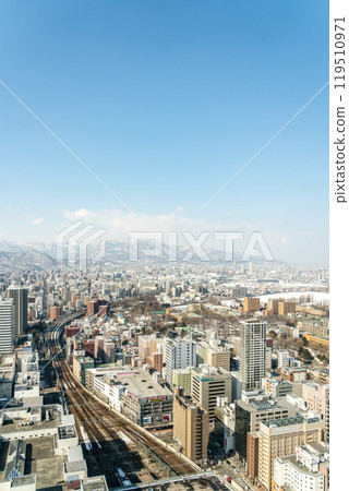 [Hokkaido] Snow-covered cityscape 119510971