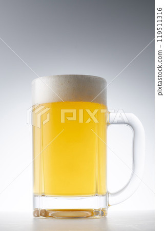 美味的冰鎮啤酒 119511316