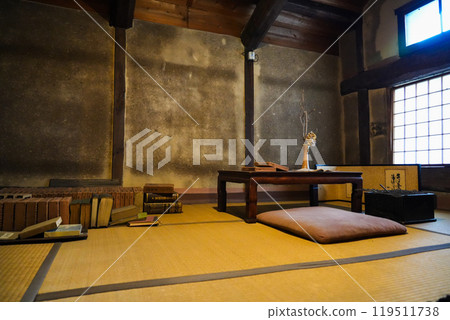 An old Japanese-style room with tatami mats in Iroha Soan (Yamashiro Onsen, Kaga City, Ishikawa Prefecture) 119511738