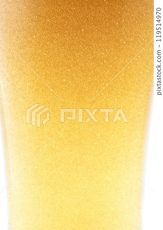 Cold delicious beer poured into a glass 119514970