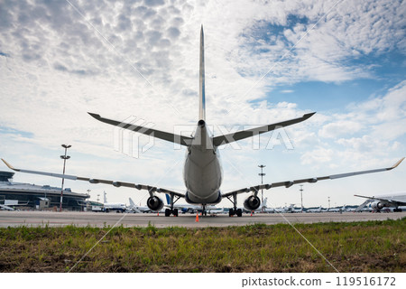 Passenger airplanes on the airport 119516172