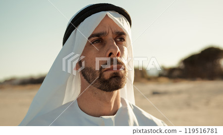 Sheik In The Desert Facing The Sun Sheik In The Desert Facing The Sun 119516781