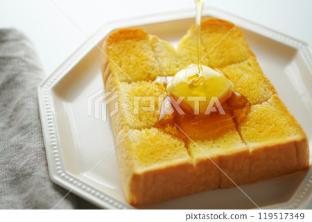 蜂蜜吐司 119517349