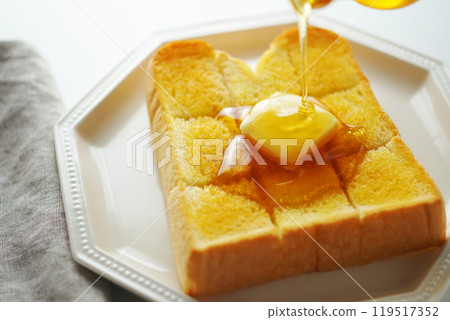 Honey Toast 119517352